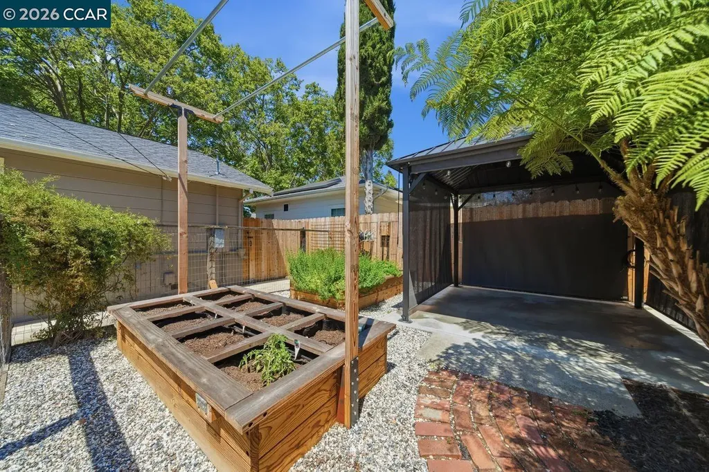 1306 Mariposa Street Vallejo CA 94590