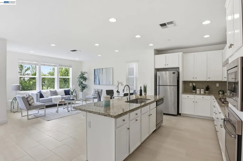516 Palmer Avenue Hayward CA 94541