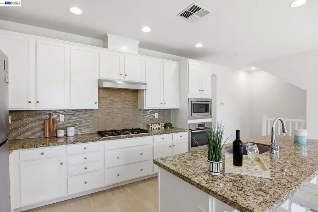 516 Palmer Avenue Hayward CA 94541