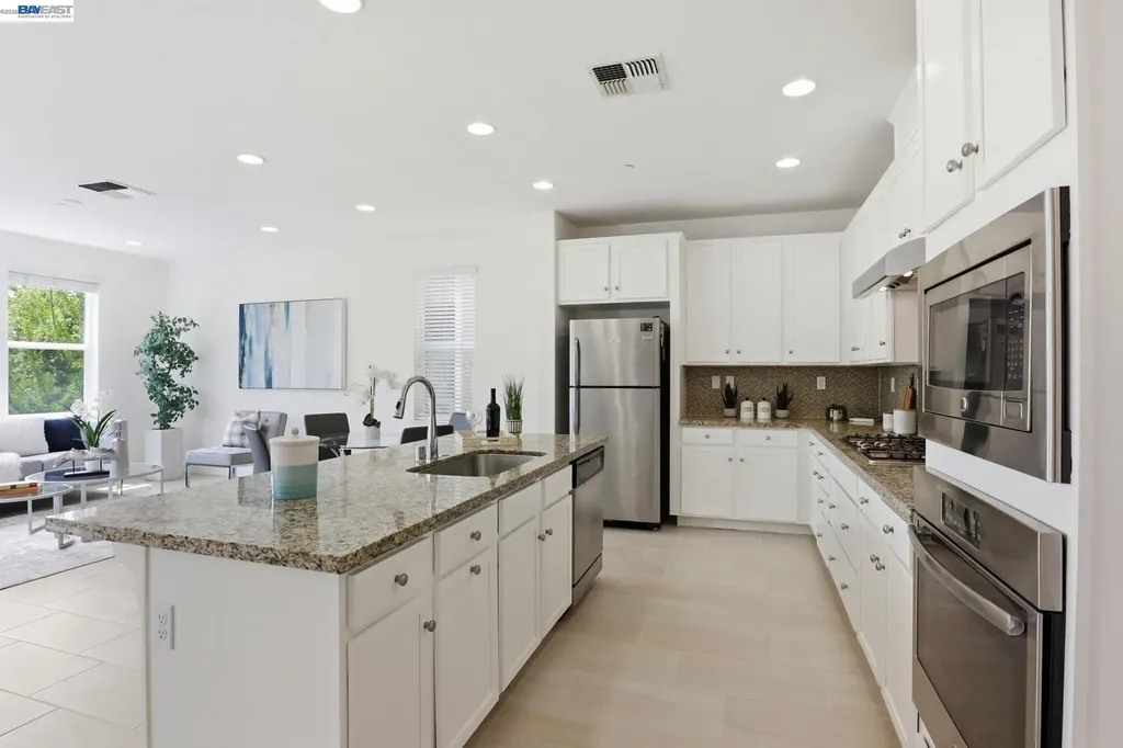 516 Palmer Avenue Hayward CA 94541