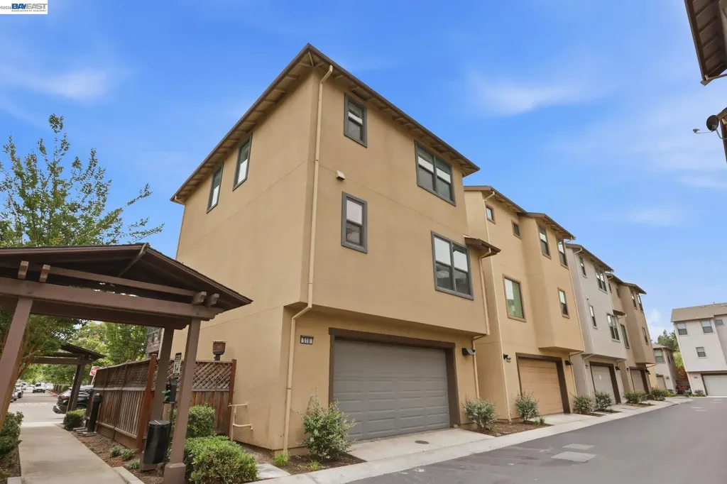 516 Palmer Avenue Hayward CA 94541