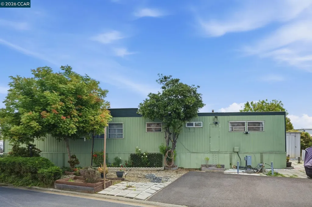 22 Bayberry Vallejo CA 95489