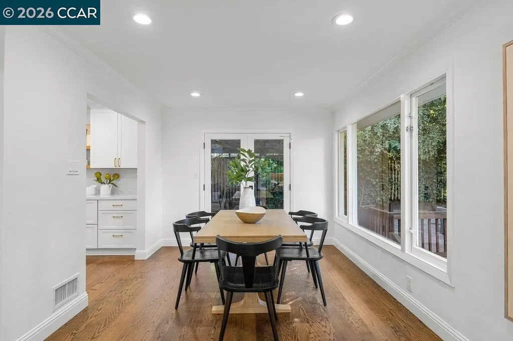 32 Las Vegas Road Orinda CA 94563