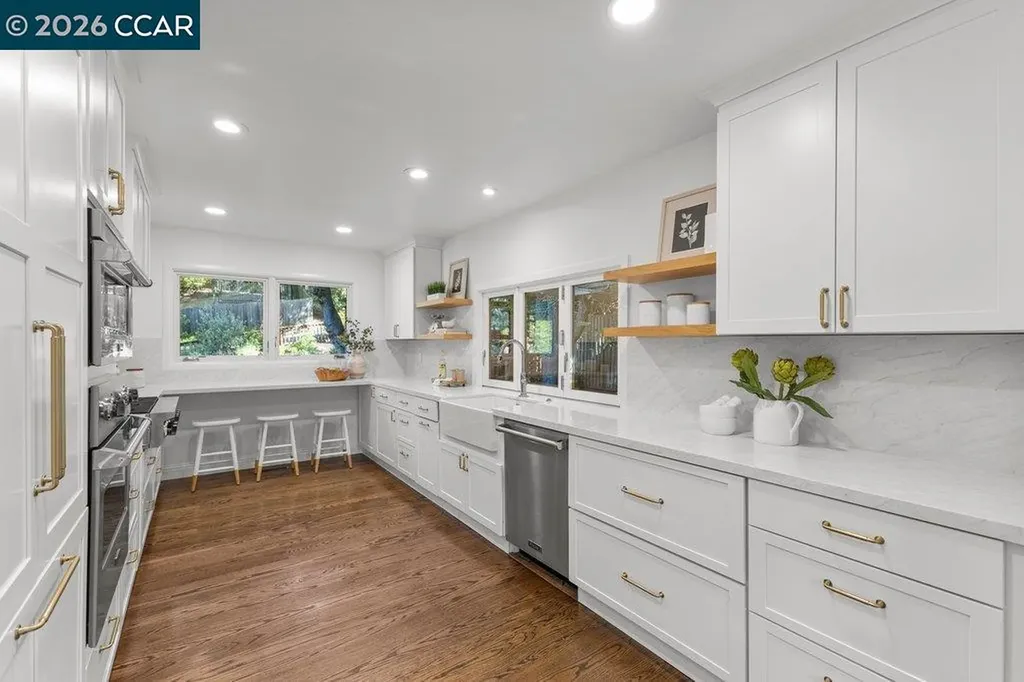 32 Las Vegas Road Orinda CA 94563