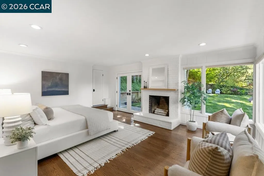 32 Las Vegas Road Orinda CA 94563