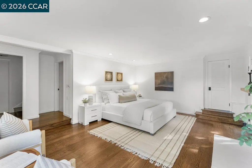 32 Las Vegas Road Orinda CA 94563