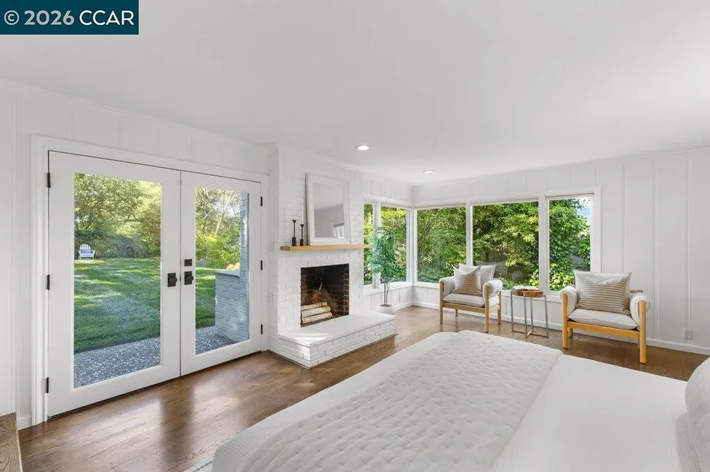32 Las Vegas Road Orinda CA 94563