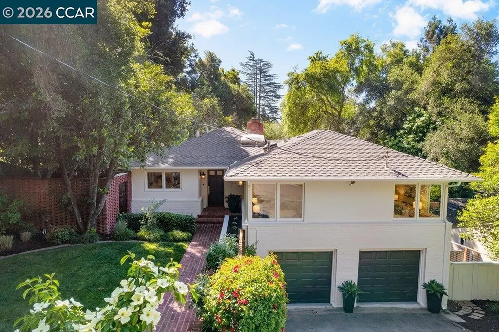 32 Las Vegas Road Orinda CA 94563