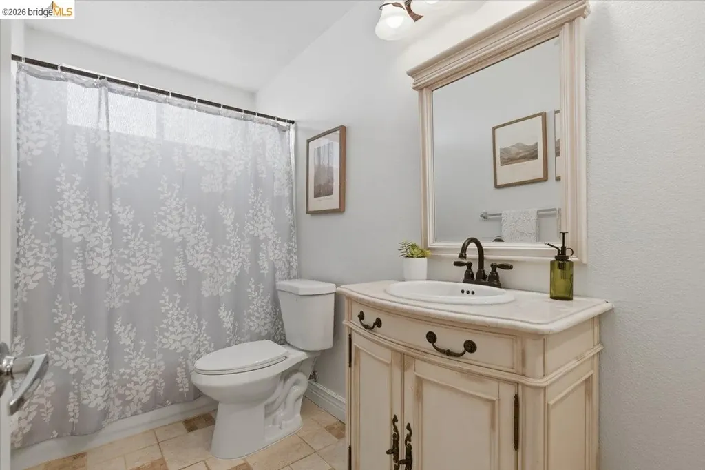 166 Catalina Drive Hercules CA 94547