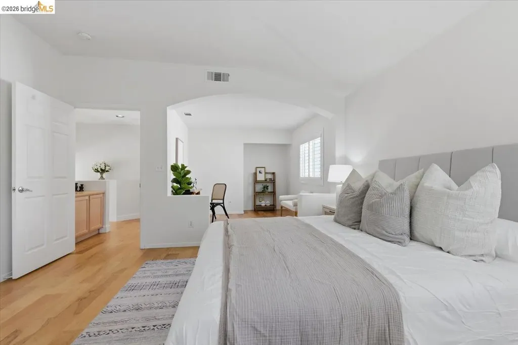 166 Catalina Drive Hercules CA 94547