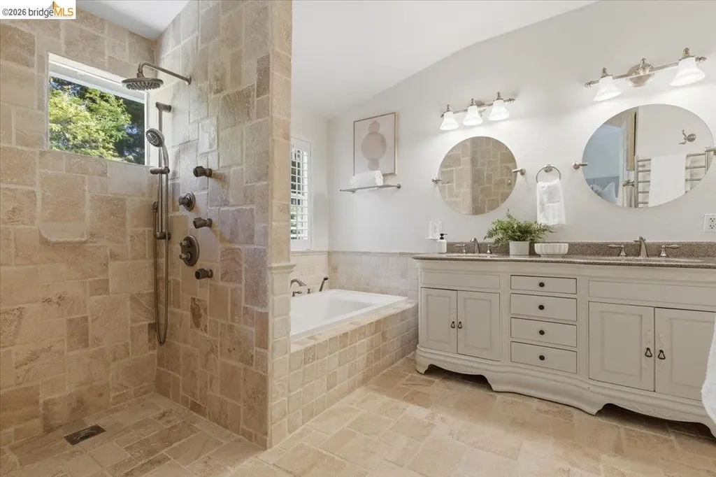 166 Catalina Drive Hercules CA 94547