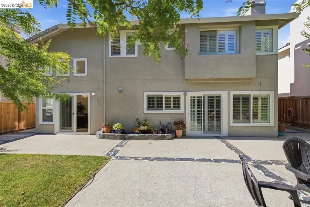 166 Catalina Drive Hercules CA 94547
