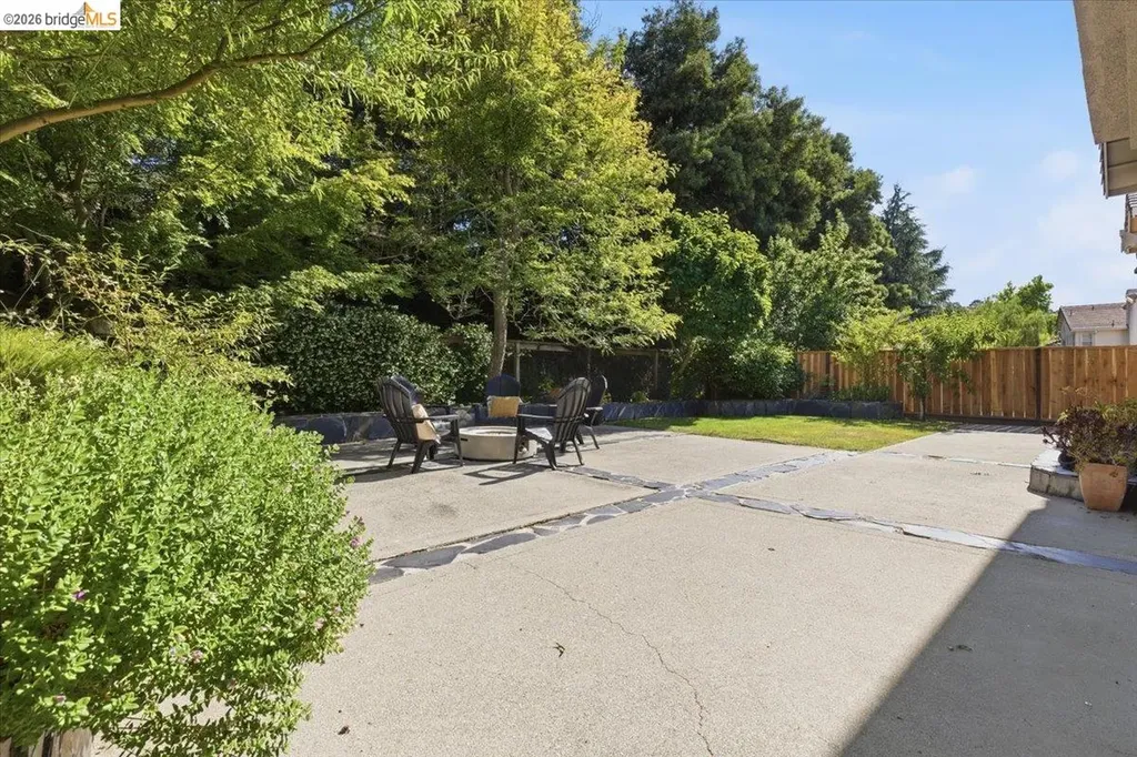 166 Catalina Drive Hercules CA 94547