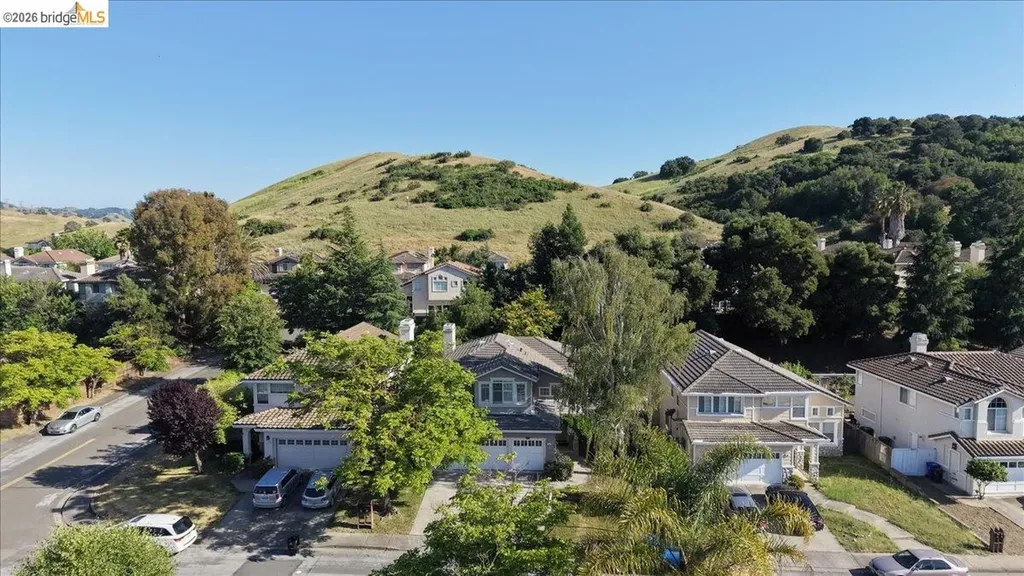166 Catalina Drive Hercules CA 94547