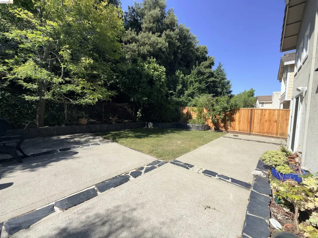 166 Catalina Drive Hercules CA 94547