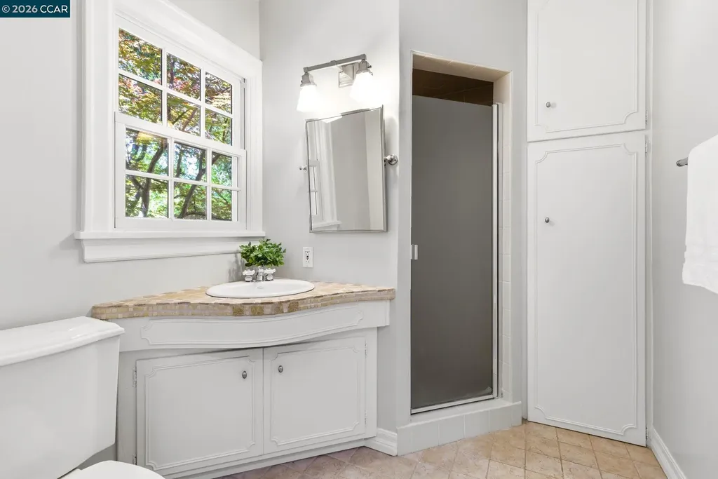 425 Lakewood Circle Walnut Creek CA 94598