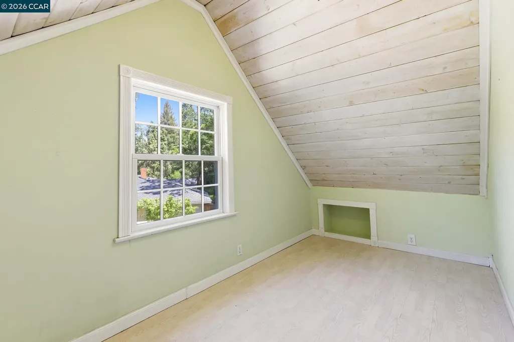 425 Lakewood Circle Walnut Creek CA 94598