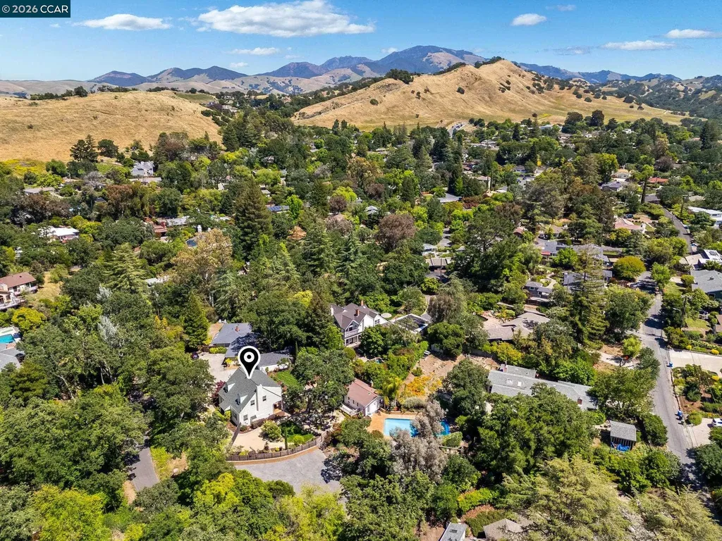 425 Lakewood Circle Walnut Creek CA 94598