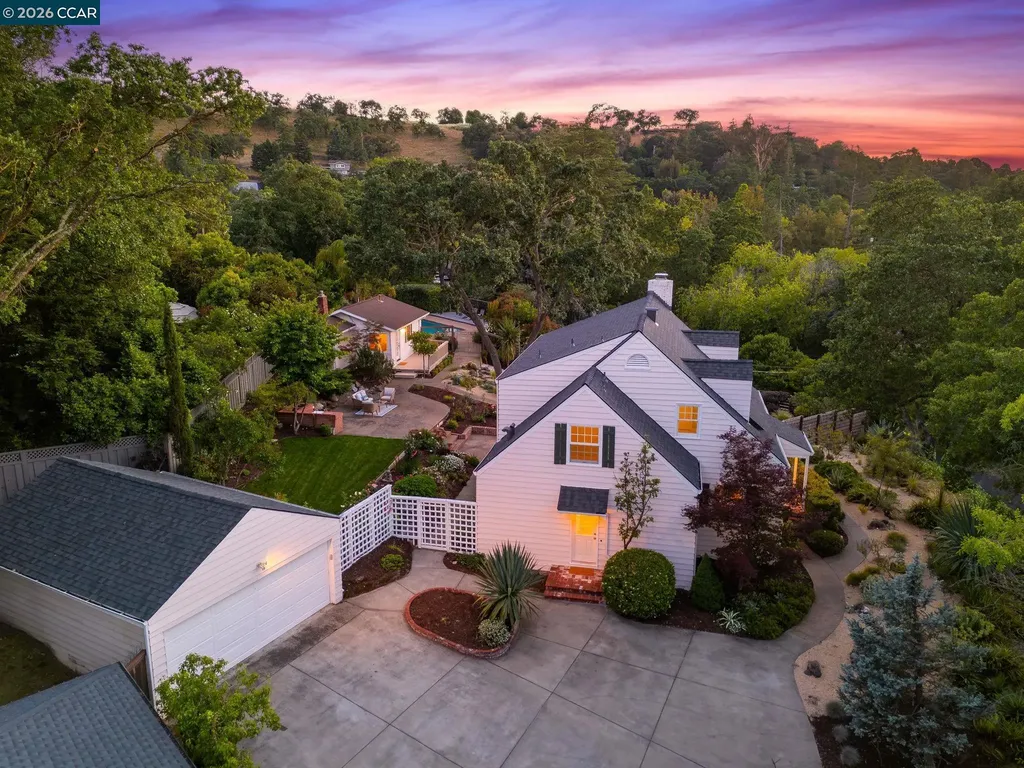 425 Lakewood Circle Walnut Creek CA 94598