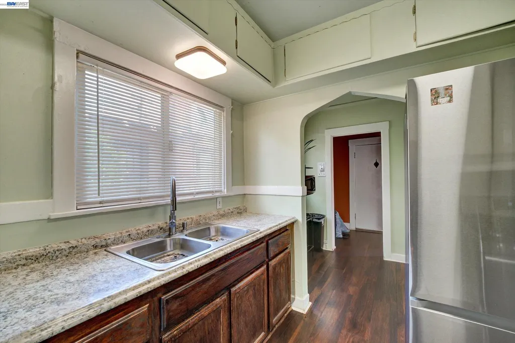 2007 57th Avenue Oakland CA 94621