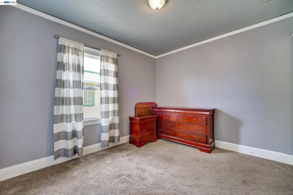 2007 57th Avenue Oakland CA 94621