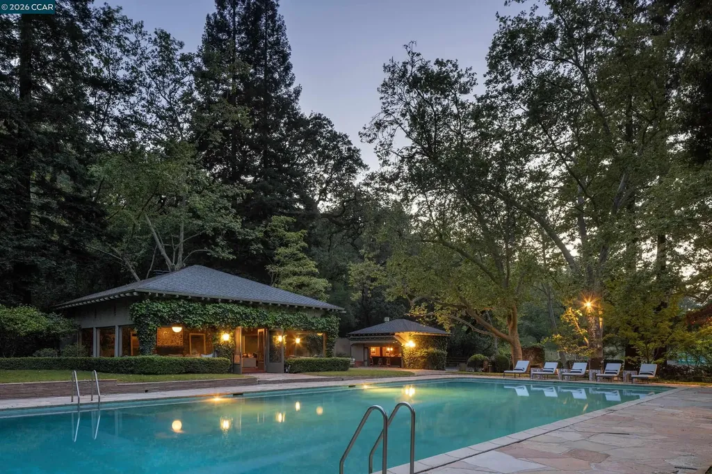 300 Camille Avenue Alamo CA 94507