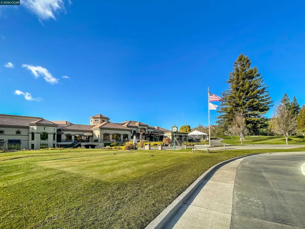 300 Camille Avenue Alamo CA 94507