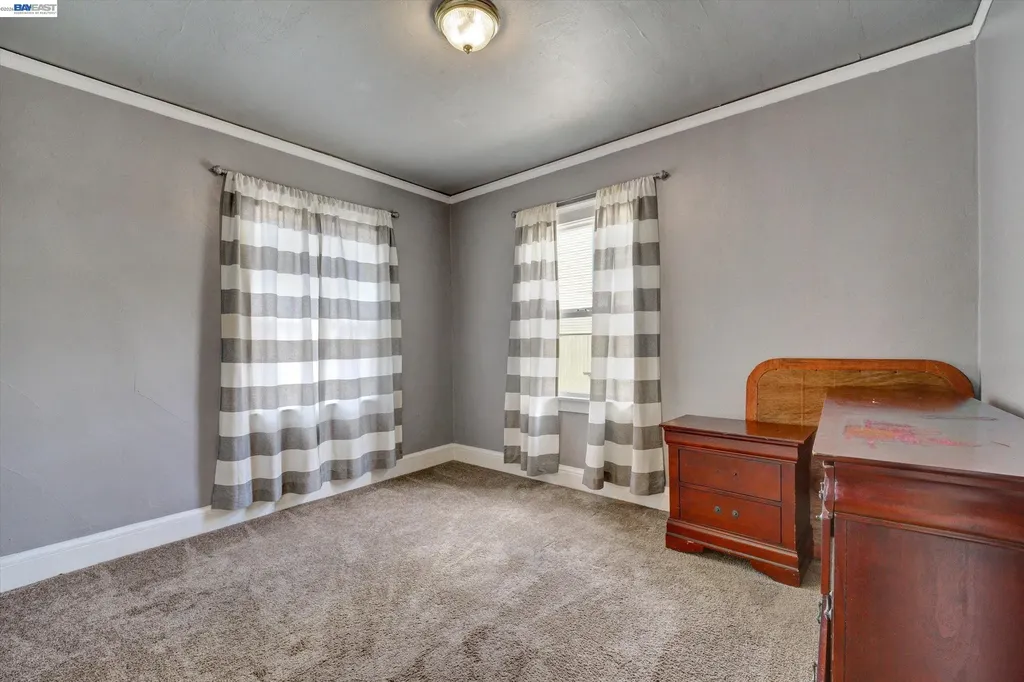 2007 57th Avenue Oakland CA 94621