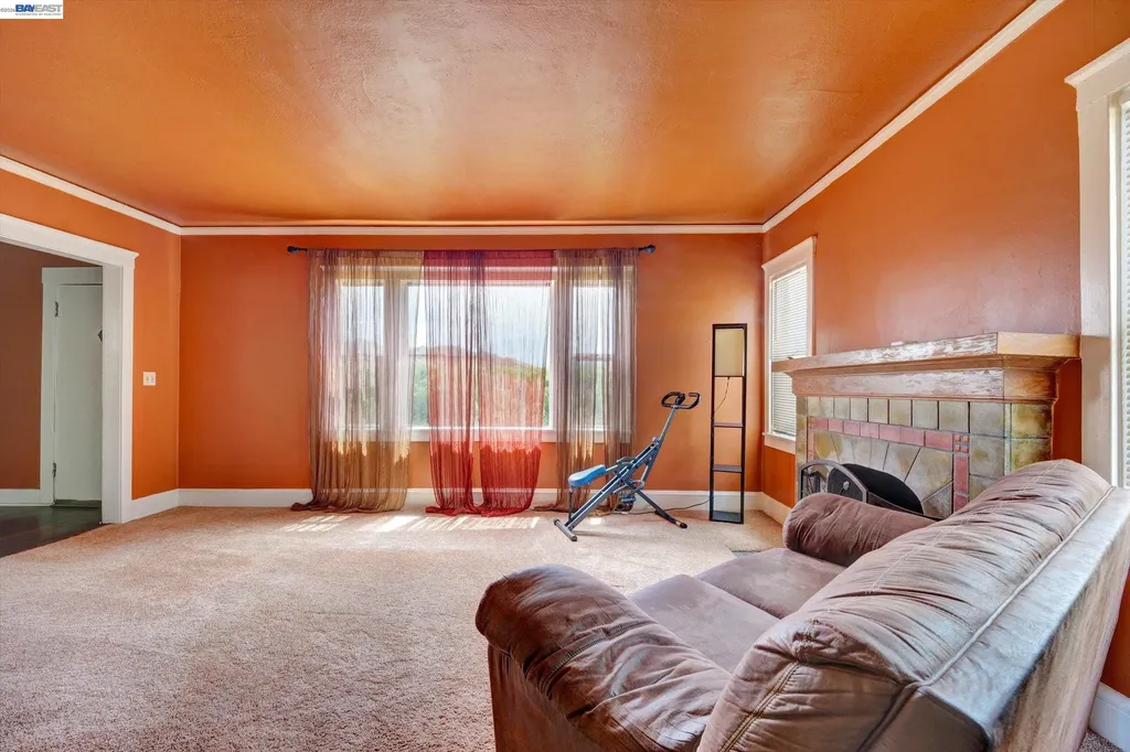 2007 57th Avenue Oakland CA 94621