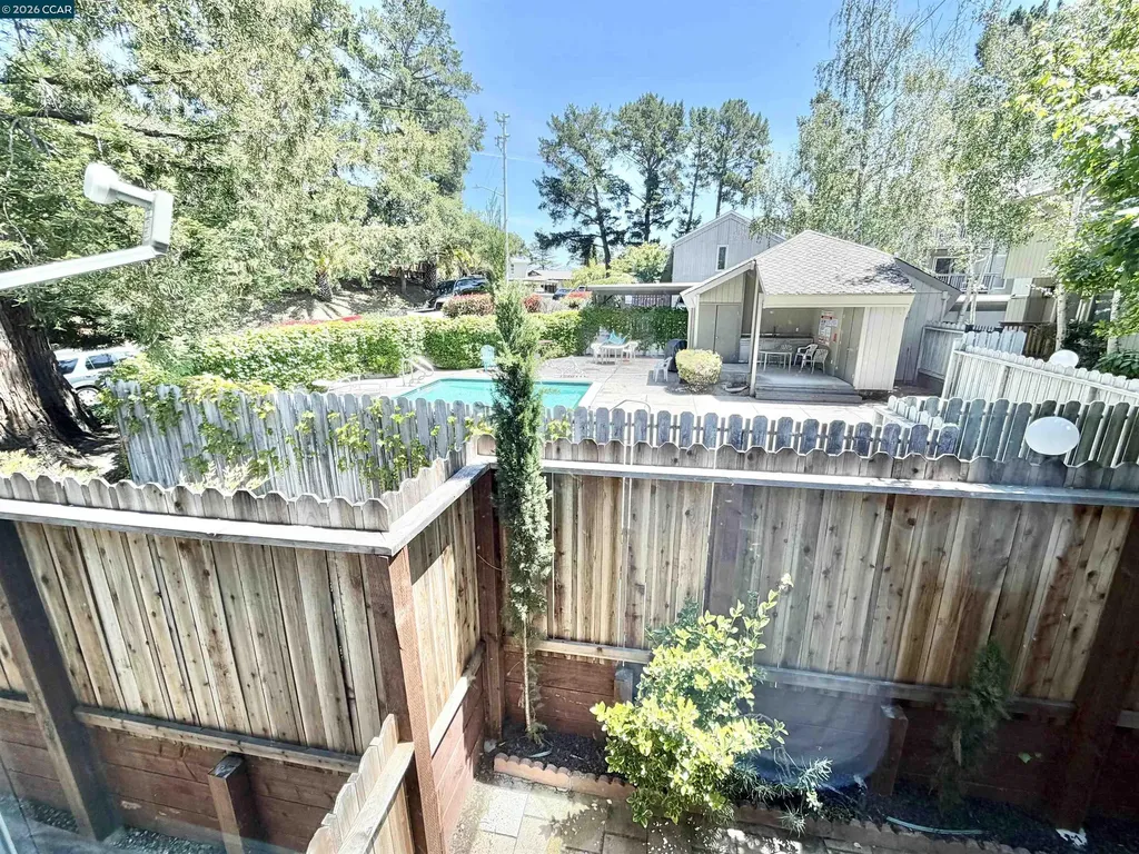 111 Ascot Court Moraga CA 94556