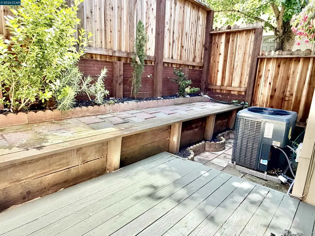 111 Ascot Court Moraga CA 94556