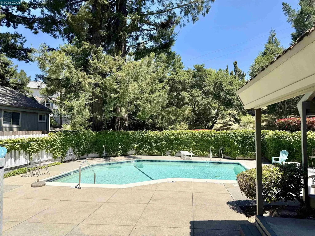 111 Ascot Court Moraga CA 94556