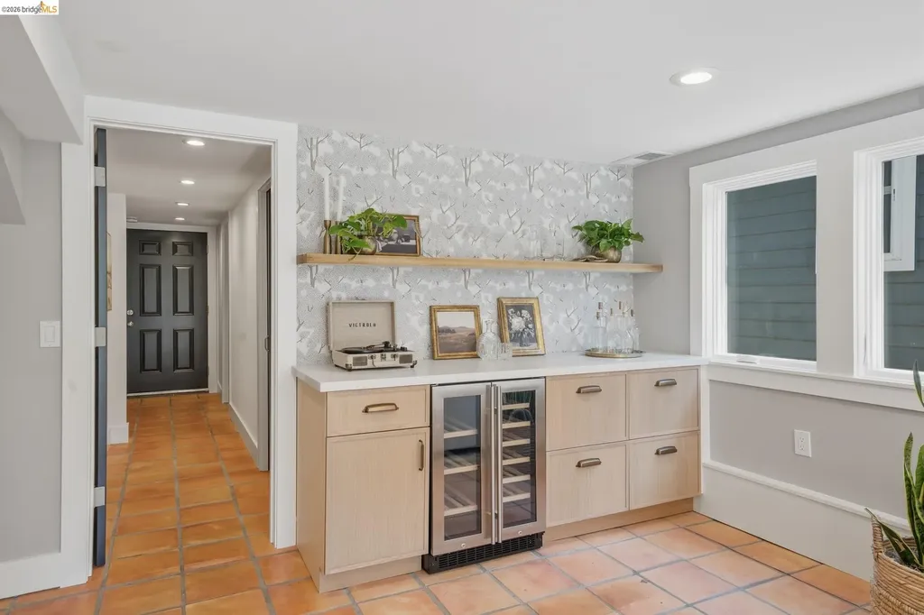 2210 Browning Street Berkeley CA 94702