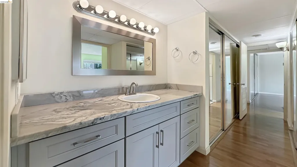 460 N. Civic Drive Walnut Creek CA 94596