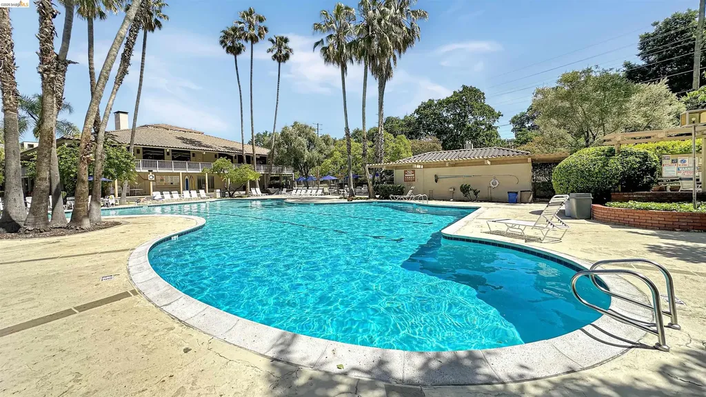460 N. Civic Drive Walnut Creek CA 94596