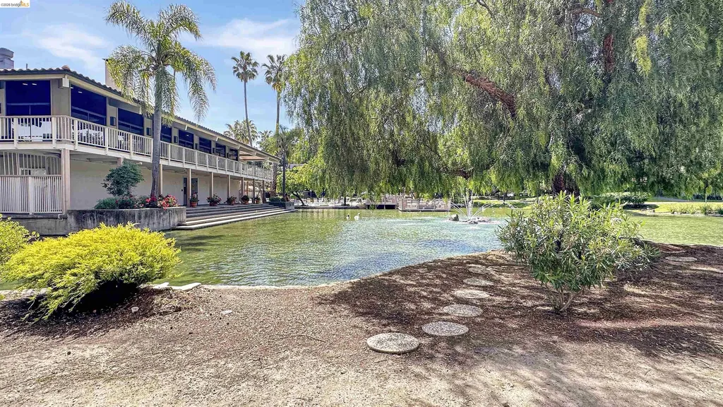 460 N. Civic Drive Walnut Creek CA 94596