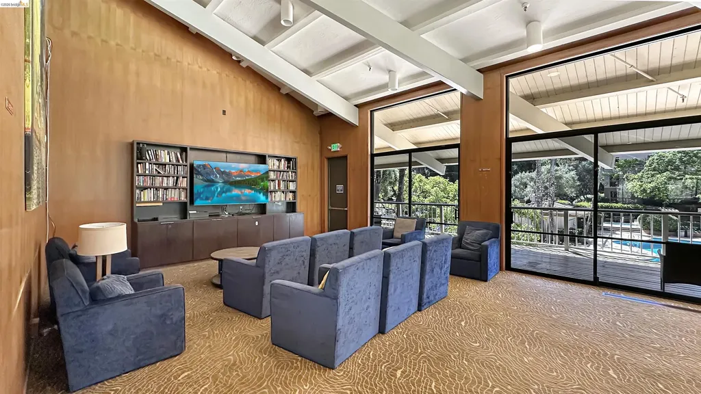 460 N. Civic Drive Walnut Creek CA 94596