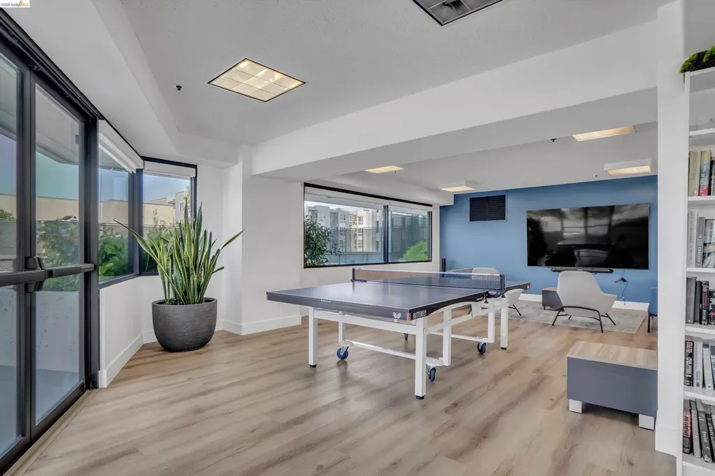 6363 Christie Avenue Emeryville CA 94608