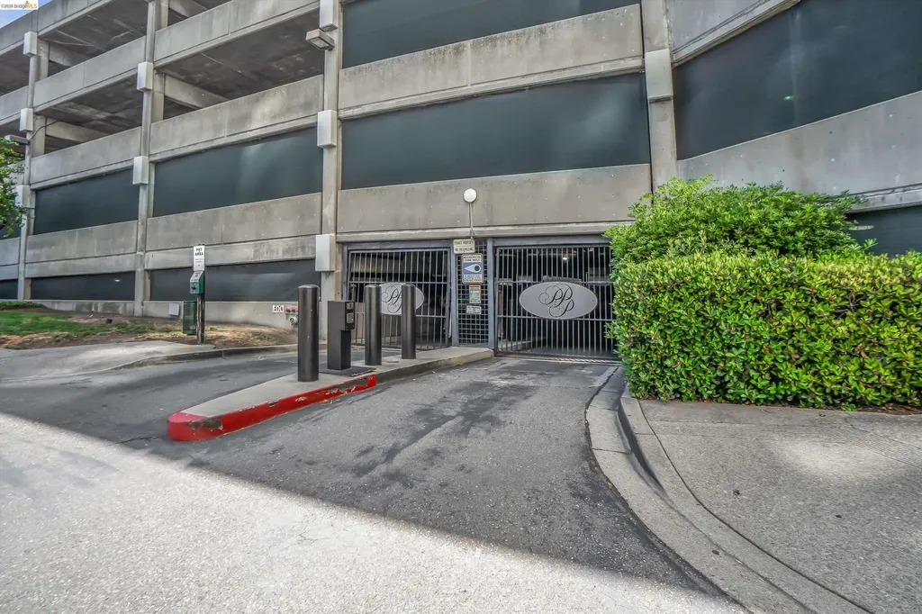 6363 Christie Avenue Emeryville CA 94608