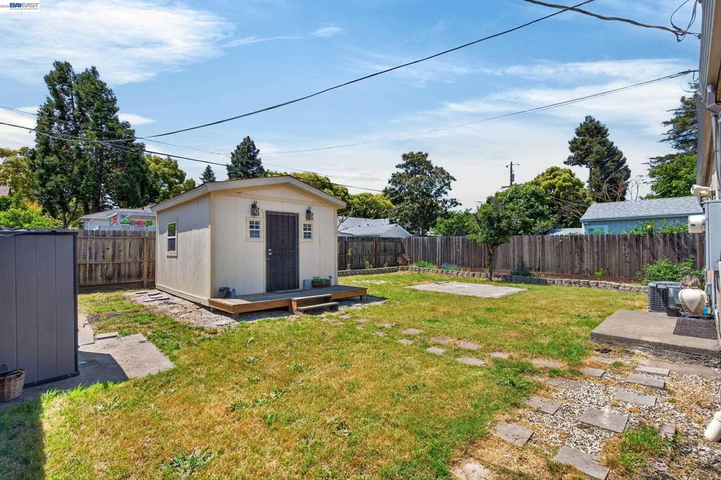 3025 Burnette Street Vallejo CA 94591