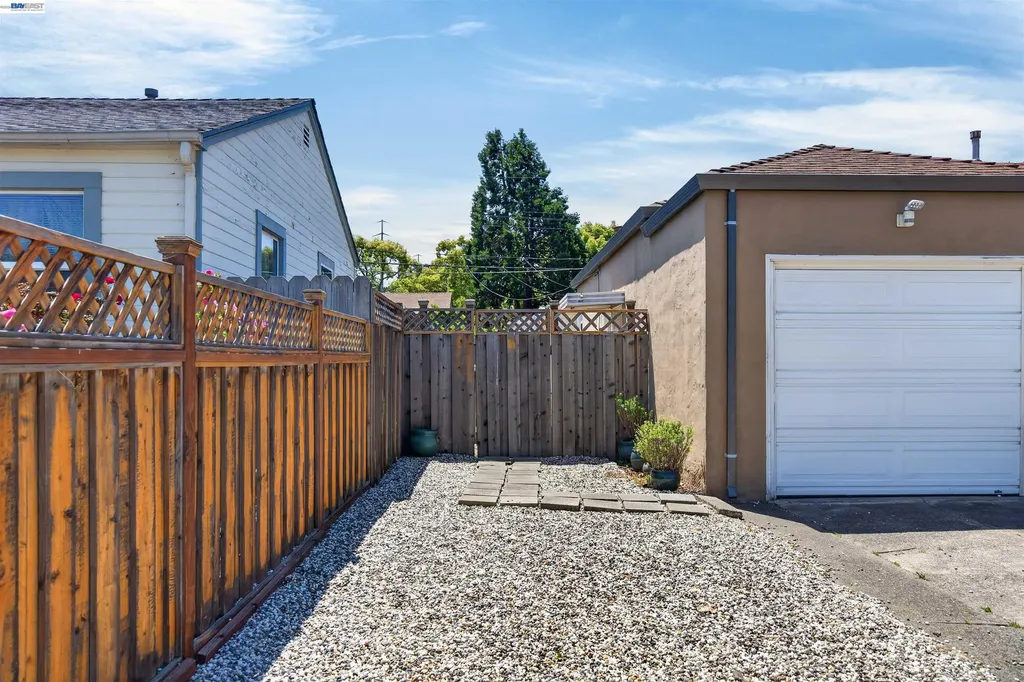 3025 Burnette Street Vallejo CA 94591