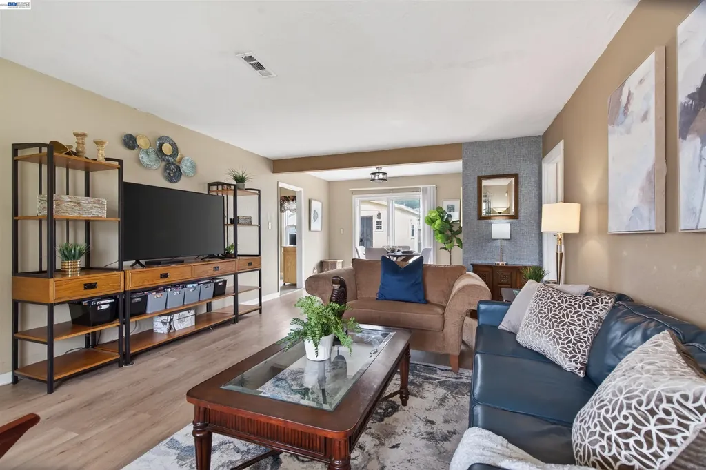 3025 Burnette Street Vallejo CA 94591