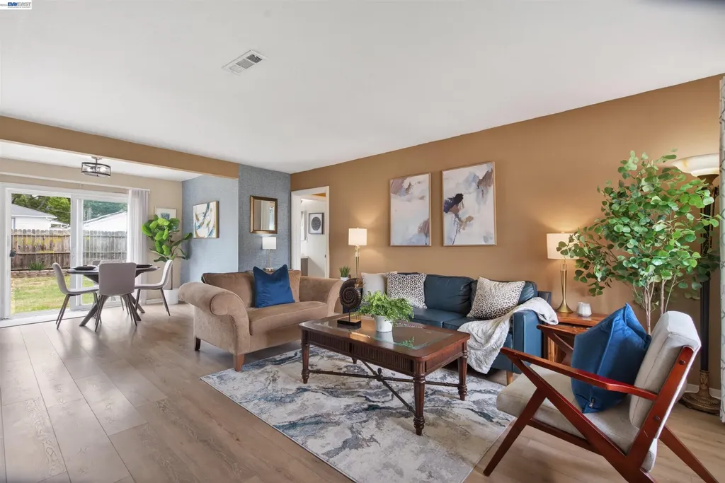 3025 Burnette Street Vallejo CA 94591