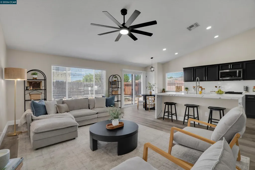 716 Joshua Street Oakley CA 94561