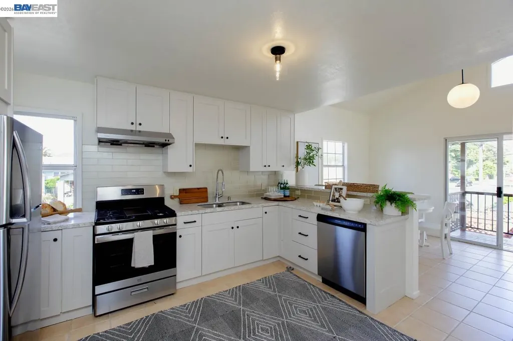 1628 Minturn Street Alameda CA 94501