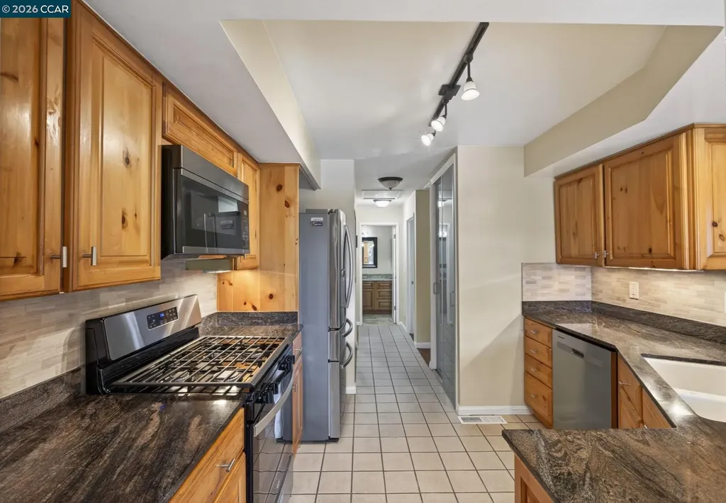 700 Tampico Walnut Creek CA 94598