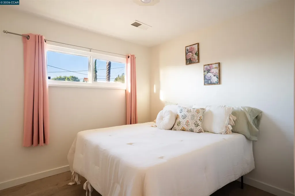 141 Carol Lane Oakley CA 94561