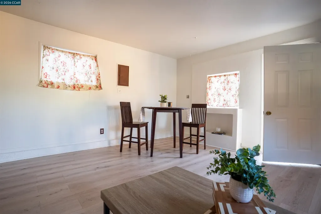 141 Carol Lane Oakley CA 94561