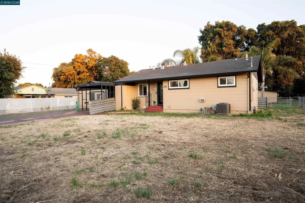 141 Carol Lane Oakley CA 94561