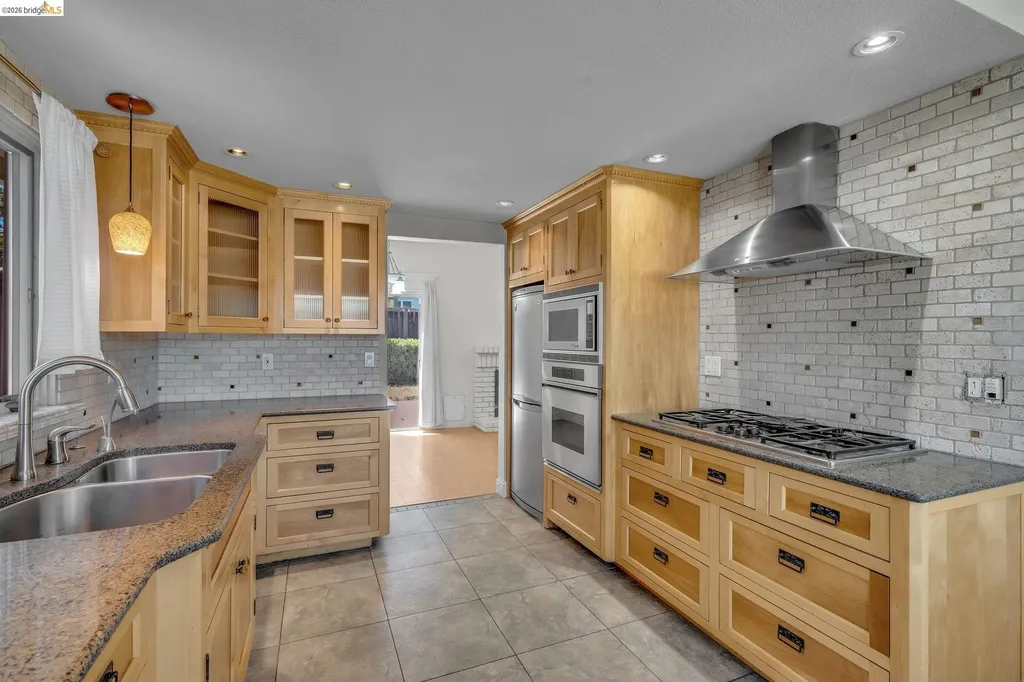 1733 Pine Court Oakley CA 94561